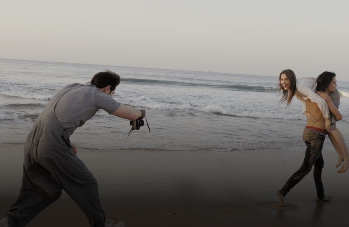 Action! Action! <span>Action!</span> Action! Action! <span>Action!</span>